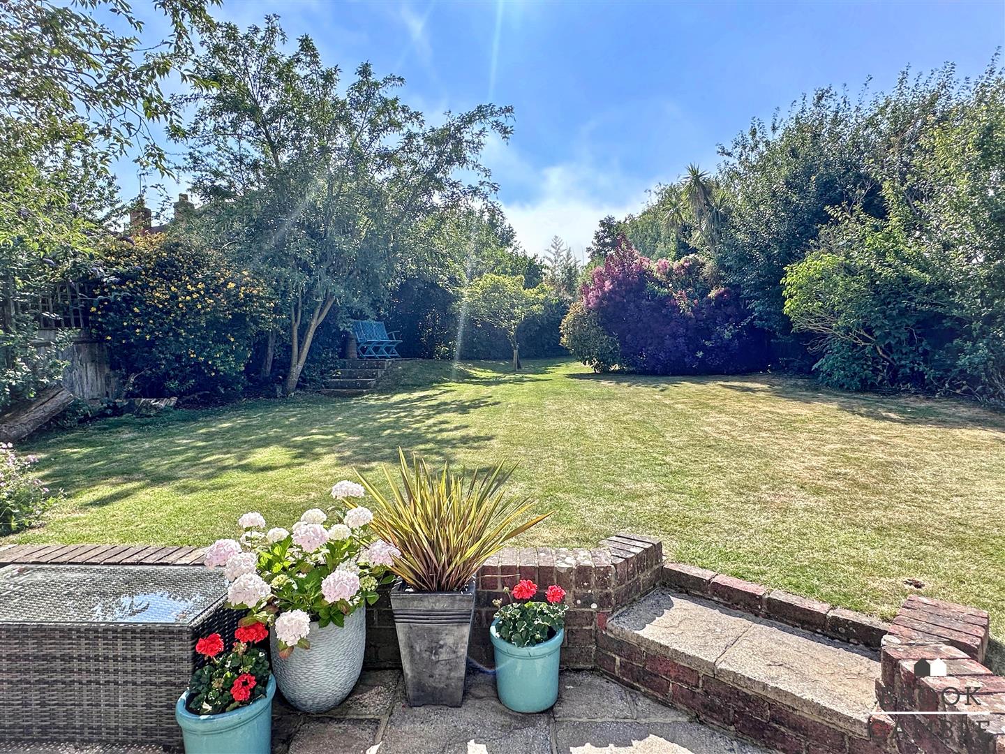 4 Bedroom House. Baldwin Avenue in Eastbourne, East Sussex 32